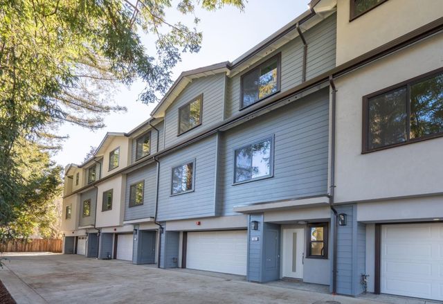 18 Dexter Ave, Redwood City, CA 94063