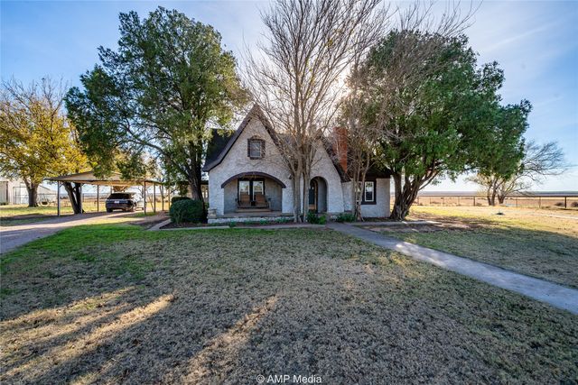 829 US Highway 180 E, Mc Caulley, TX 79534