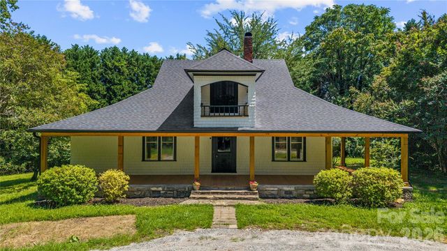 103 Hyde Ave, Tryon, NC 28782