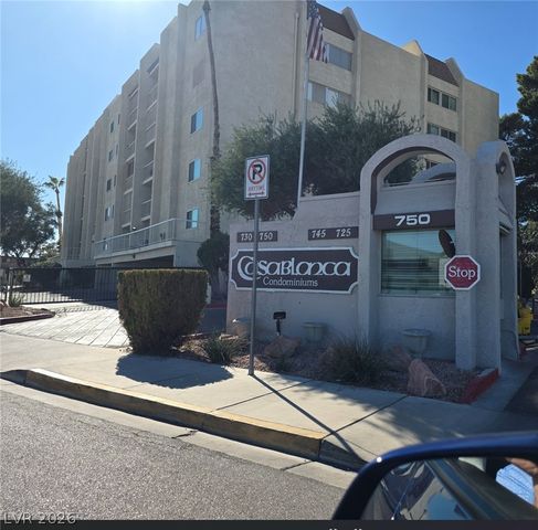750 S  Royal Crest Cir #313, Las Vegas, NV 89169