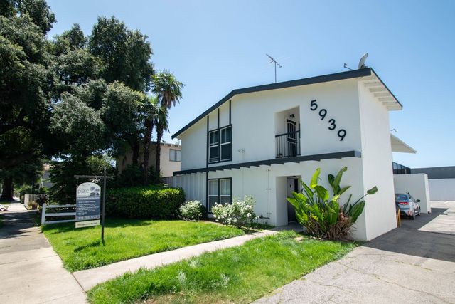 5939 Cedros Ave #B, Van Nuys, CA 91411