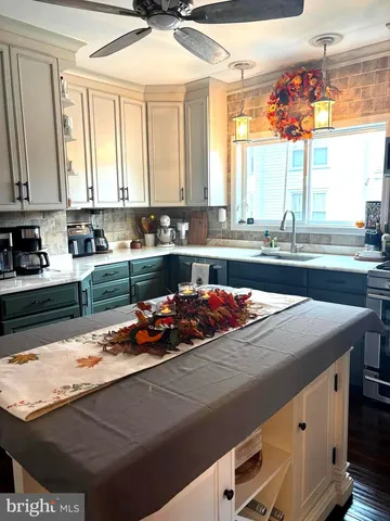 14 Ward Ave, Leesburg, NJ 08327