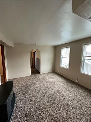 409 Ross St #2, Erie, PA 16507