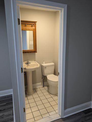 319 N  4th St, Pottsville, PA 17901