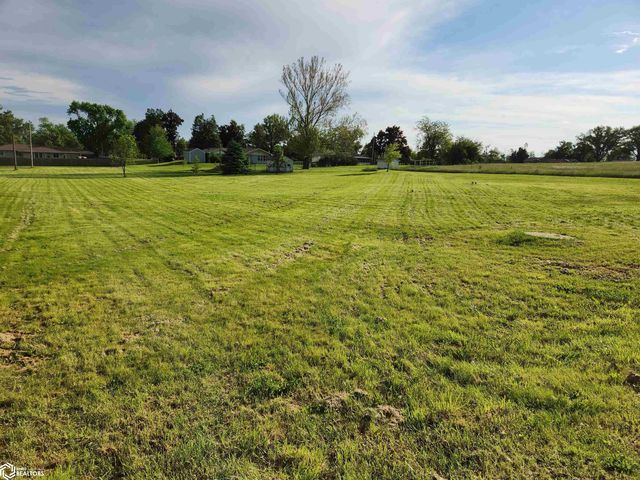 W  Ross St, Toledo, IA 52342