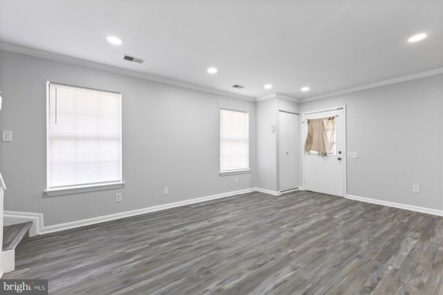 4801 Underwood Ct, Waldorf, MD 20602