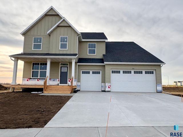 1915 N  Valley View Rd, Sioux Falls, SD 57106