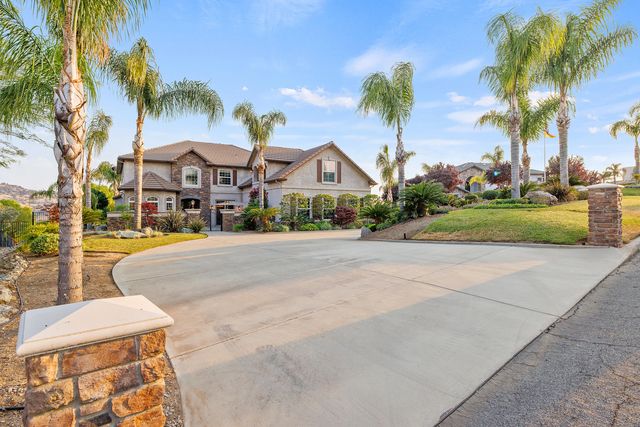 372 Valley View Drive, Exeter, CA 93221
