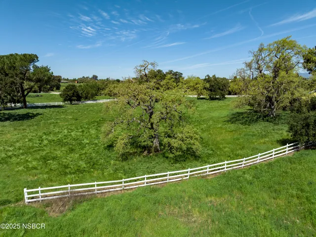 3142-3 Baseline Ave, Santa Ynez, CA 93460