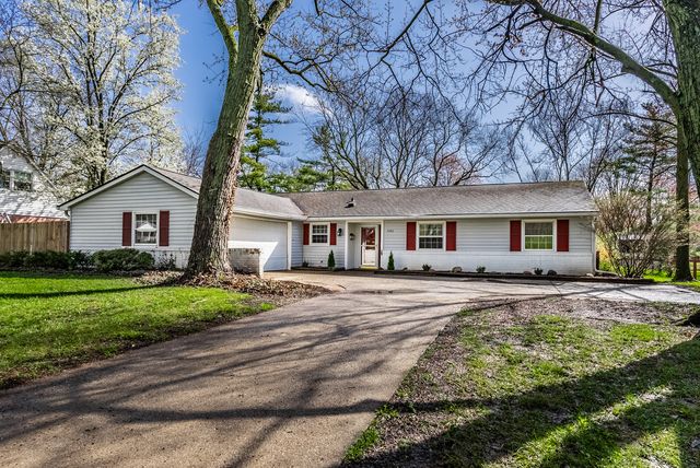 7343 Harcourt Rd, Indianapolis, IN 46260