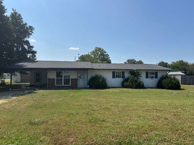 39299 Freda Dr, Malden, MO 63863
