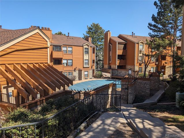 4294 S Salida Way Bldg 8  Unit 2, Aurora, CO 80013