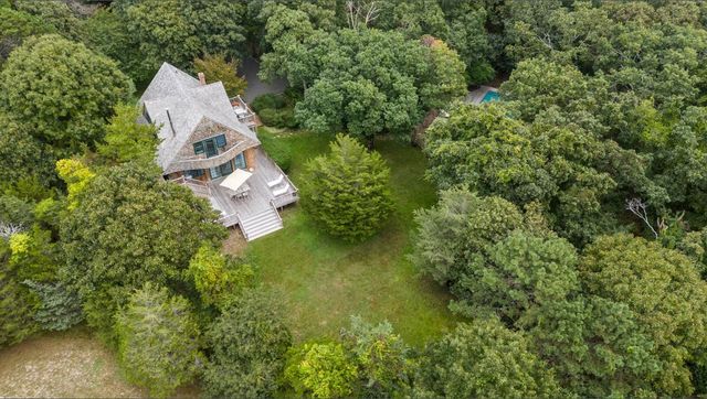 350 Montauk Hwy, Southampton, NY 11968