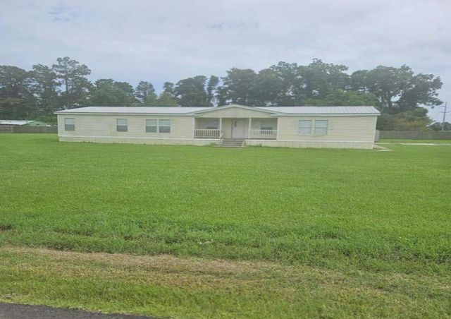 45305 Joe Guedry Rd, Saint Amant, LA 70774