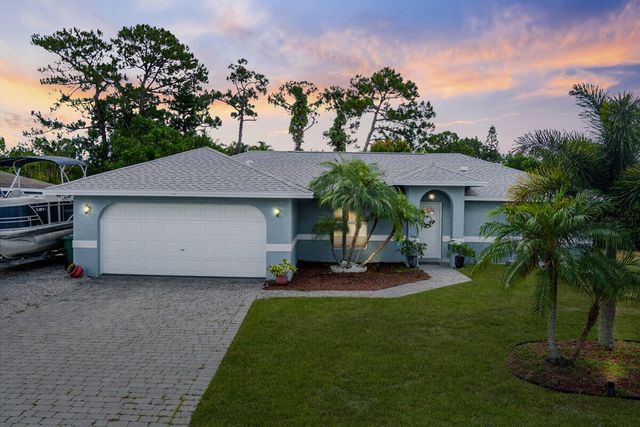 106 SE Crosspoint Drive, Port Saint Lucie, FL 34983