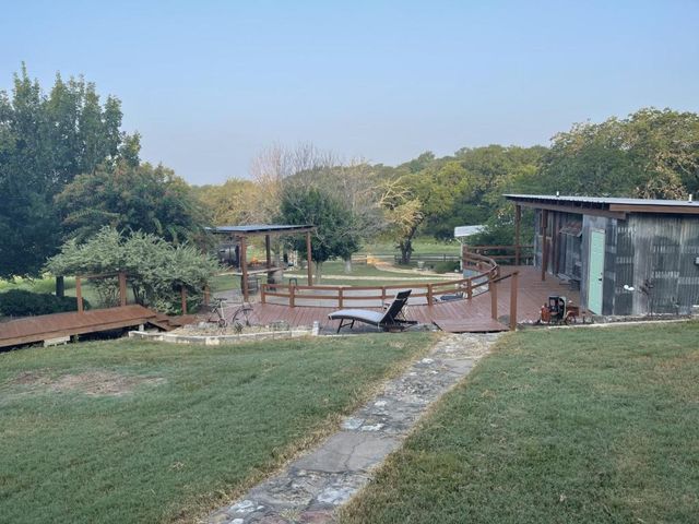 1804 South St #A, Gatesville, TX 76528