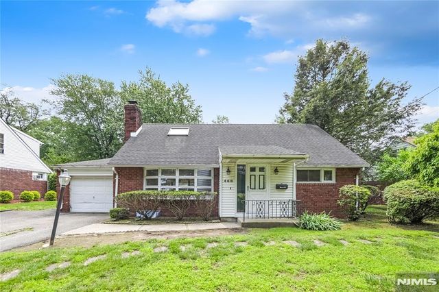 468 W  Ivy Ln, Englewood, NJ 07631