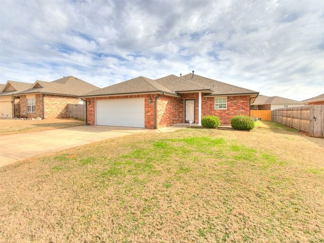 1913 Rain Tree Dr, Shawnee, OK 74804