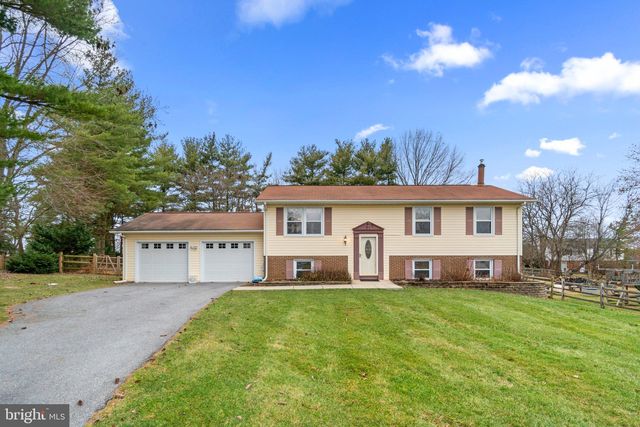 5792 Catoctin Vista Dr, Mount Airy, MD 21771