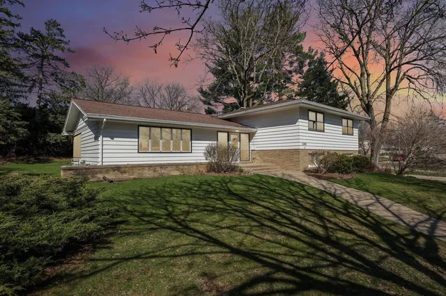 2109 20th Avenue, Monroe, WI 53566