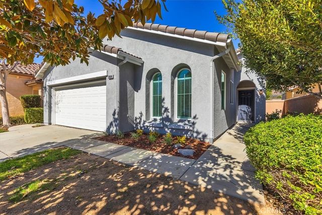 28184 Meadowsweet Dr, Menifee, CA 92584