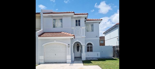 13454 SW 262nd St, Homestead, FL 33032