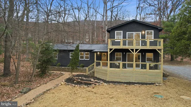 166 Graywolf Trl, Winchester, VA 22602