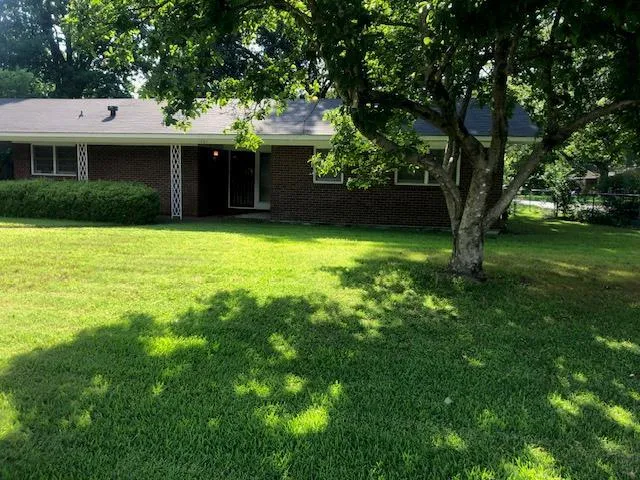 1521 Genie Fairway, Greenville, MS 38701