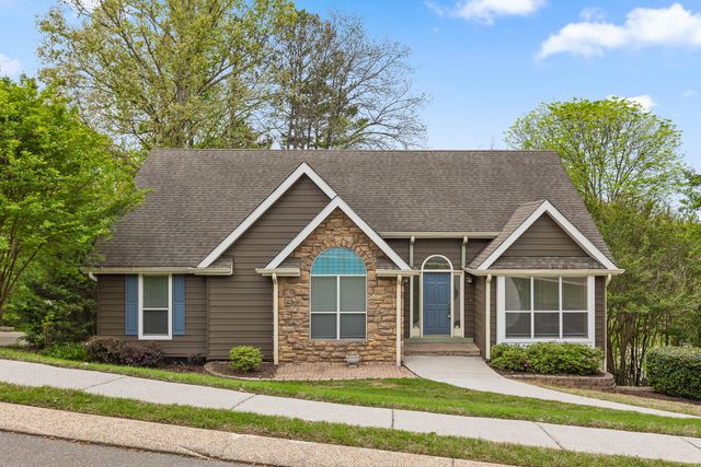 8519 George Town Trace Ln, Chattanooga, TN 37421