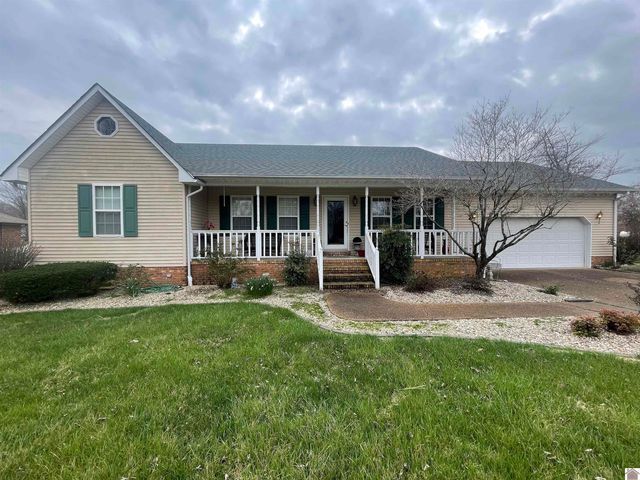 2109 Carol Dr, Murray, KY 42071