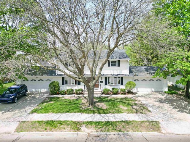 Address Not Disclosed, Green Bay, WI 54304