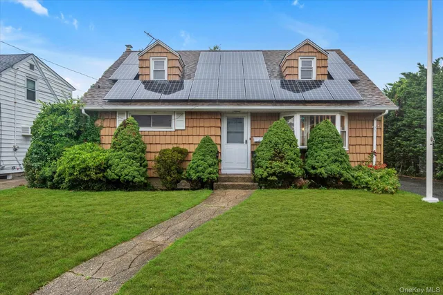 69 Virginia Street, Valley Stream, NY 11580