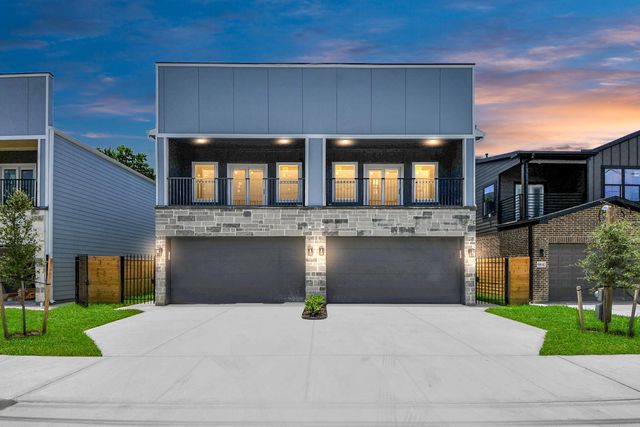 8312 Comal St, Houston, TX 77051