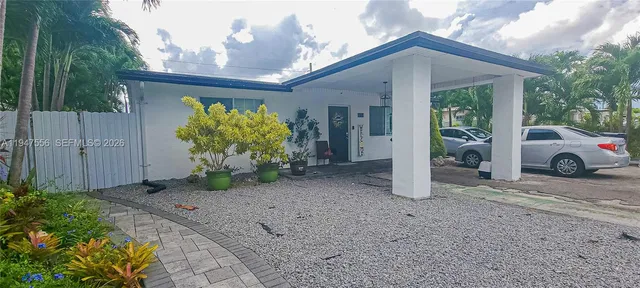 10330 NW 36th Ct, Miami, FL 33147