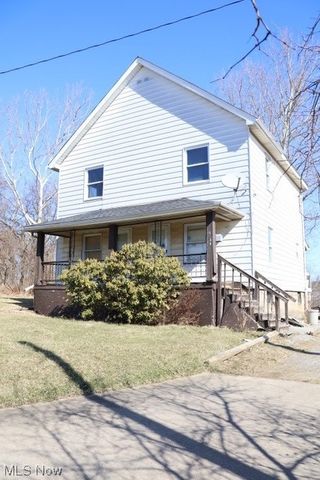 1438 Waverly Ave, Youngstown, OH 44509