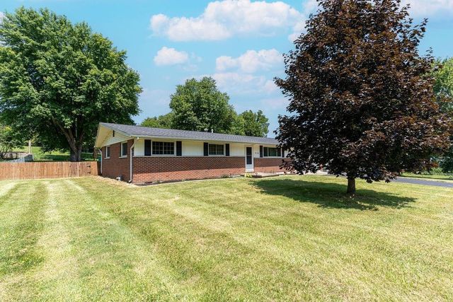 9135 Mill Trace Dr, Leesburg, OH 45135