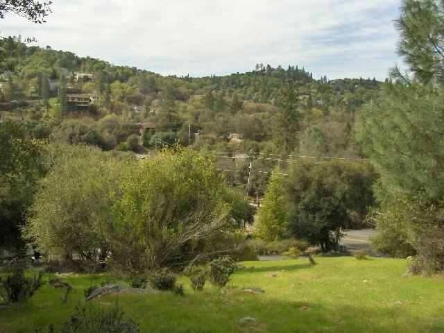 13605 Sun Forest Dr, Penn Valley, CA 95946