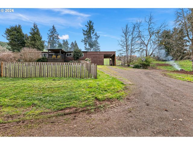845 Drain Section Rd, Drain, OR 97435