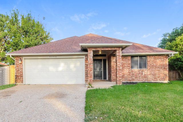 9004 Willoughby Ct, Fort Worth, TX 76134