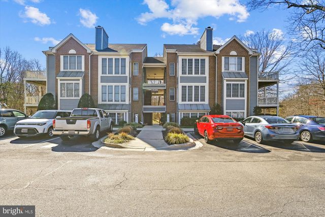2711 Summerview Way #201, Annapolis, MD 21401