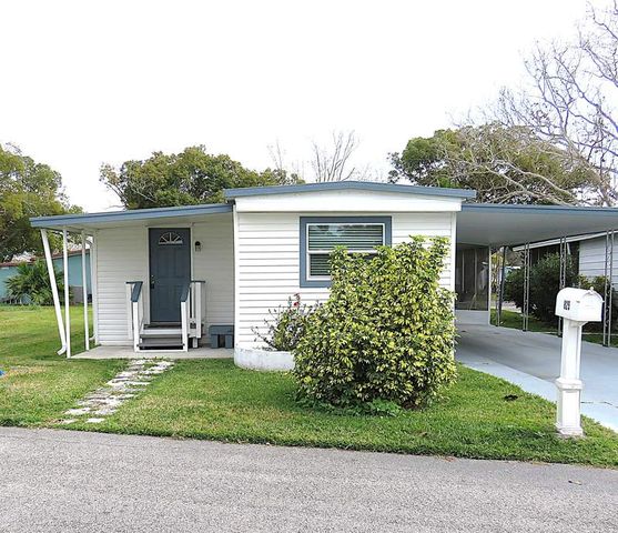 825 Poinsettia St, Casselberry, FL 32707