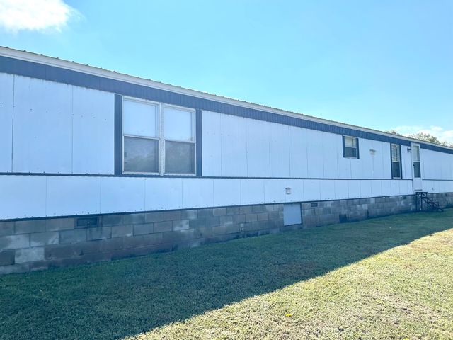 3834 Blackjack School Road, Crane, MO 65633