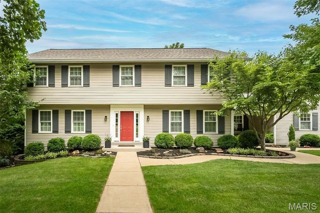 1583 Mason Knoll Rd, Saint Louis, MO 63131