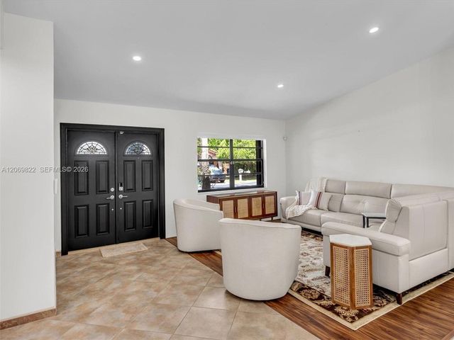 7462 SW 112th Pl, Miami, FL 33173