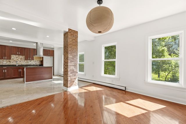 481 Danforth St #2, Portland, ME 04102