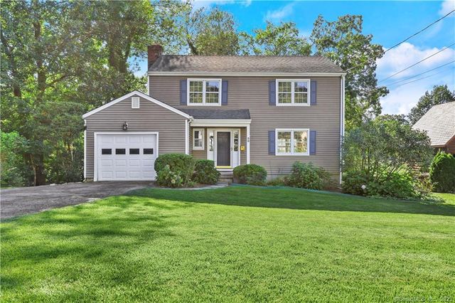 30 Woolsey Rd, Stamford, CT 06902