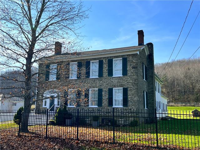211 Bissell Rd, Hartwick, NY 13348