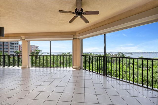 11640 Court Of Palms #202, Fort Myers, FL 33908