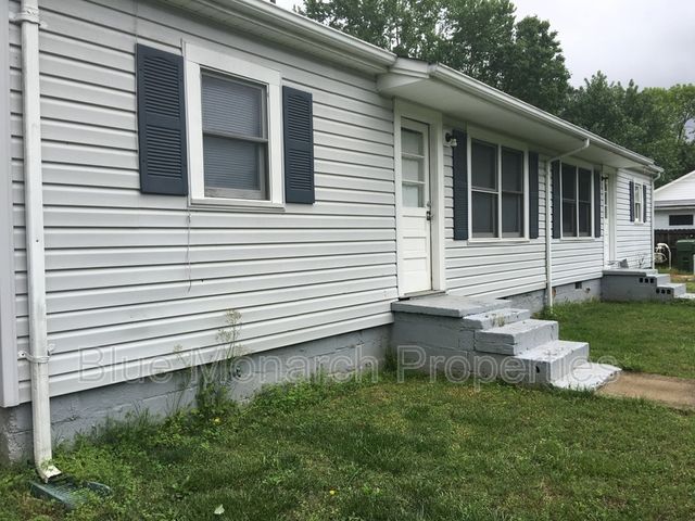224 Tomberlin Rd, Mount Holly, NC 28120