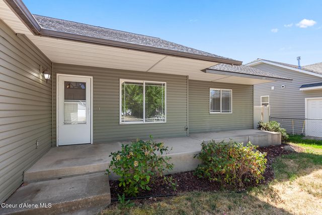 あいり　1225 12251 W Blessing Hill Rd, Post Falls, ID 83854 | MLS #25